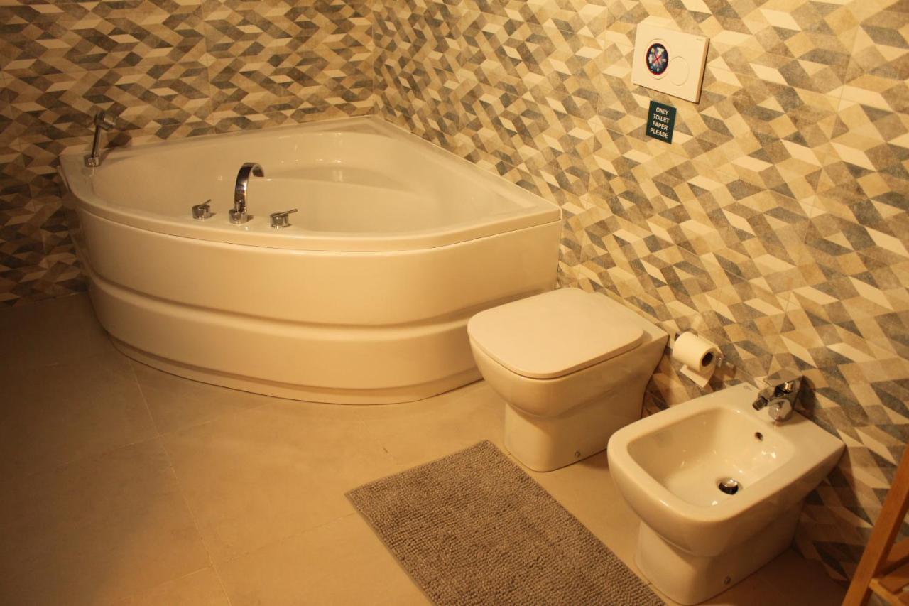 La Gare B&B Fiera Magenta Ngoại thất bức ảnh