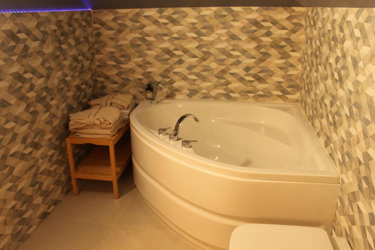La Gare B&B Fiera Magenta Ngoại thất bức ảnh